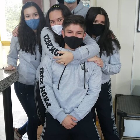 Volver a la semi presencialidad