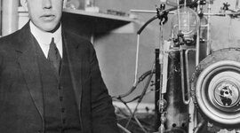 Timeline: Niels Bohr