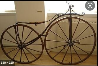 Los franceses Pierre y Michaux implementan los pedales giratorios en las bicicletas