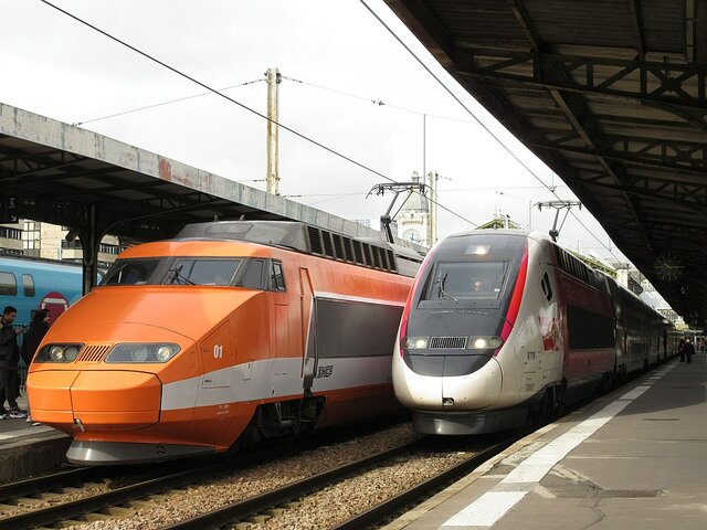 El TGV alcanza 513 km/hr en un tramo del servicio de pasajeros en Francia