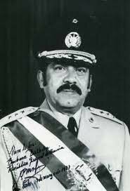 EL CORONEL ARTURO ARMANDO MOLINA ES PROCLAMADO PRESIDENTE