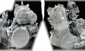 Base para el coche con motor a cuatro tiempos