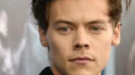 Timeline: biography of Harry Styles
