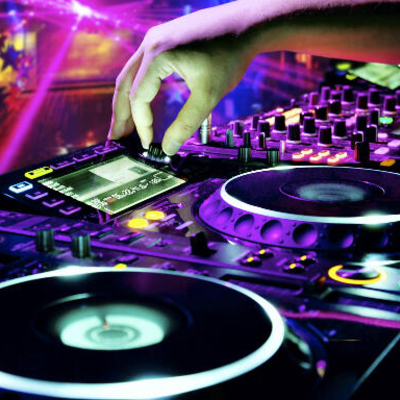 Timeline: EL NACIMIENTO DE LA MUSICA ELECTRONICA