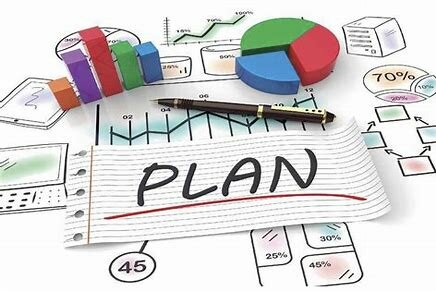 Edmund P. Learned, C. Roland Christensen, Kenneth Andrews y William D.