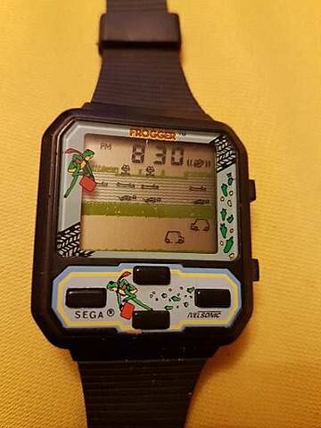 Industrias Nelsonic "Space Attacker" reloj ordenador.