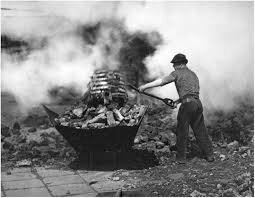 Se descubre el carbón de coque por Abraham Darby