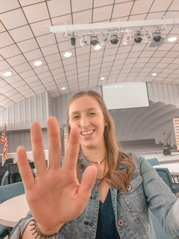 Eric Brought an Emigrant Fleet from Iceland