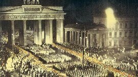 Timeline: Der Untergang der Weimarer Republik 1930 - 1933