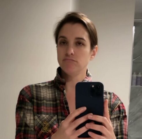 *SOOOO excited for 9.5 days with her kids. Then snaps at DKRIV when he won't get in his carseat.