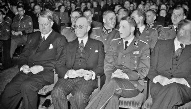 Qusling kommer til makta