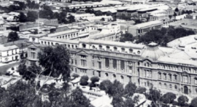 Fundación de la Escuela de Medicina