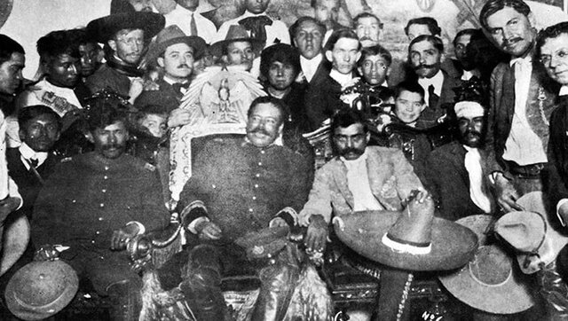 Reunión de líderes revolucionarios (obregonistas, carrancistas, villistas)