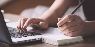 MÉXICO: SE CREAN LOS PRIMEROS CURSOS DE INTRODUCTORIAS A LA COMPUTACIÓN