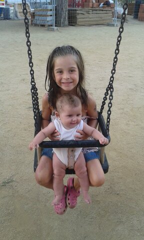 Nèixament de la meva cosina Abril.