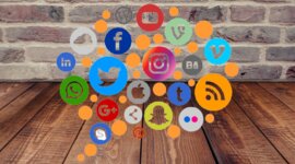 Timeline: LAS REDES SOCIALES