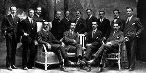 Se forma en Estados Unidos la primera sociedad de ingenieros industriales