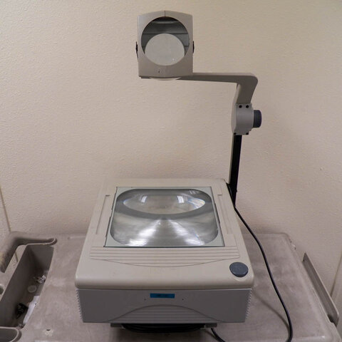 Overhead projector