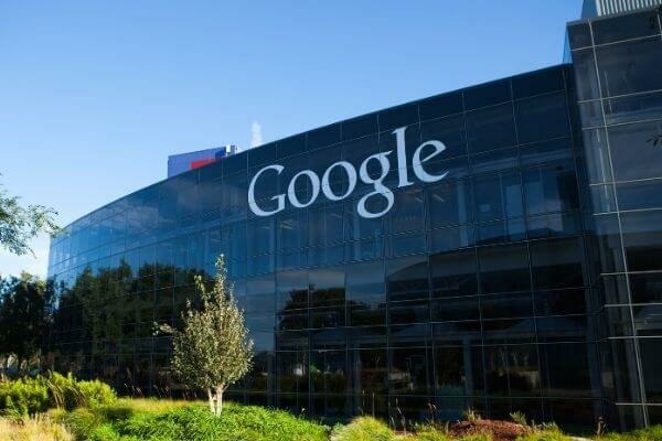 Nacimiento del buscador Google