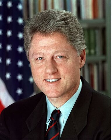 Bill Clinton is inaugurated
