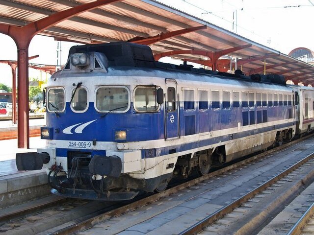 Locomotora diésel-hidraulica