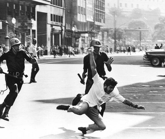 Anos de Chumbo (Years of Lead)