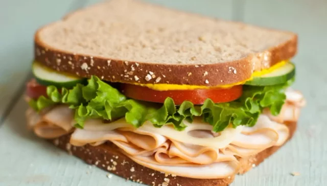 Invencion del emparedado