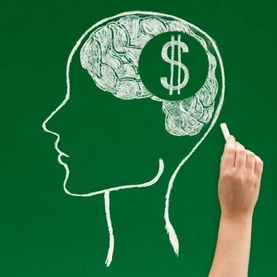 Timeline: Historia del pensamiento económico