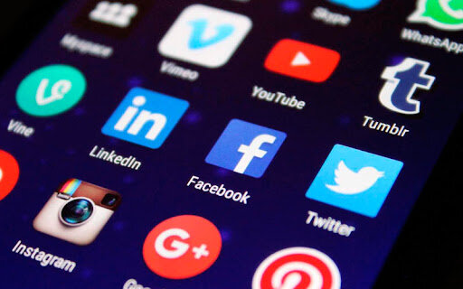 Nacimiento de las redes sociales