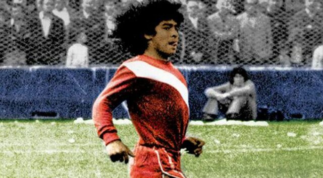 He debuted with Argentinos Juniors club.
