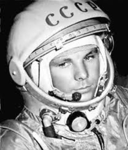 Prvi človek v vesolju