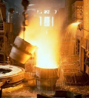 Se descubre el carbón de coque por Abraham Darby