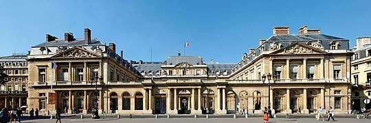 Palais-Royal. (Al norte del palacio del Louvre, París).