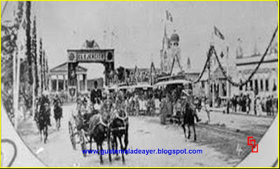 Carruajes en el Paseo de Minerva, Frente al Hipodromo del Norte año de 1926