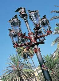 Primer encàrrec per Antoni Gaudí