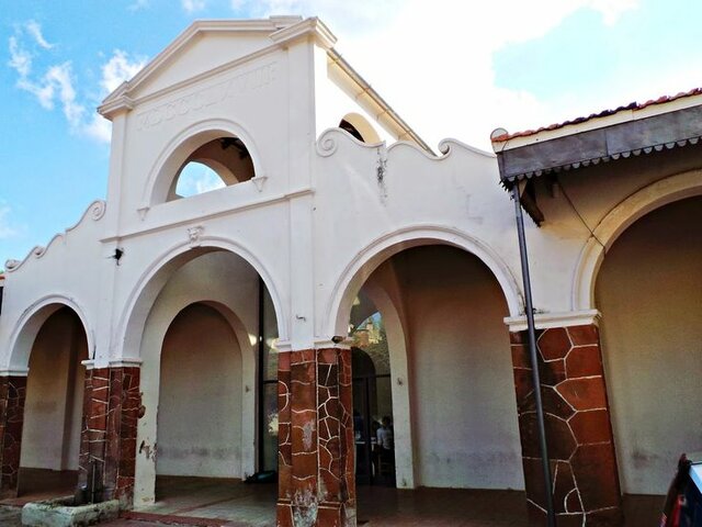 Mercado 18 de Julio.