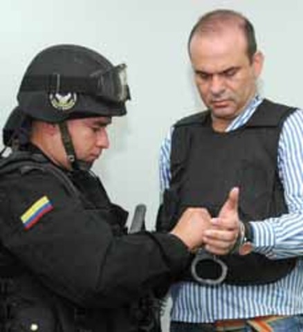 Extradición de Jefes de Autodefensas