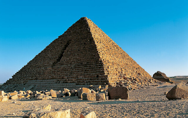 PIRAMIDE DI MICERINO