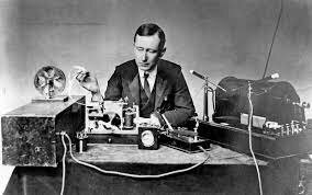 Invención de la radio por Nikolas Tesla