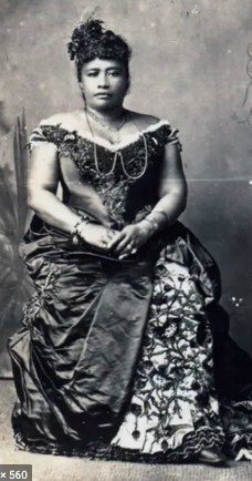 Queen Liliuokalani realizes that her reign in Hawaii had come to an end.