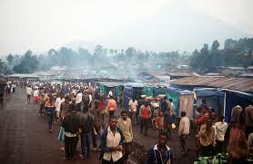 people are sarting to help the refugees