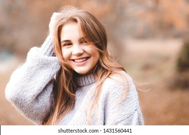 Mary gets her first kiss at 16