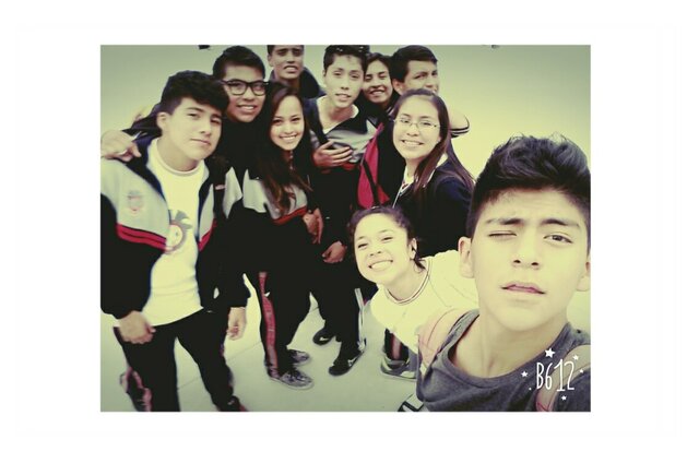 Estudiar la secundaria me ayudo