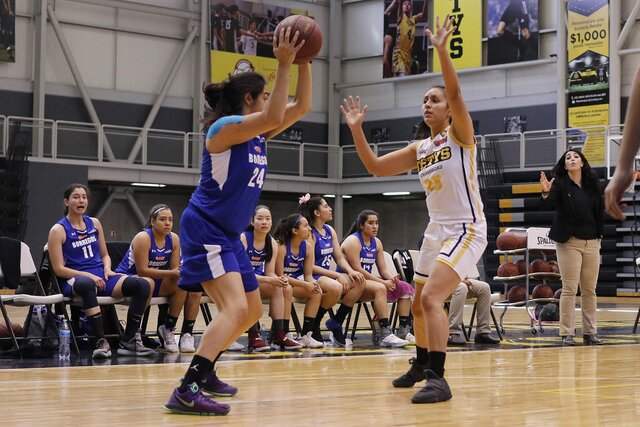 Entro al club deportivo