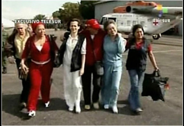 LIBERACION DE CLARA ROJAS Y CONSUELO GONZALEZ