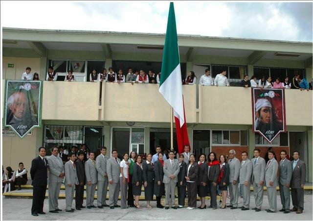 Primer día de Nivel Medio Superior