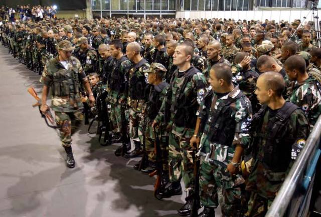 Paramilitarismo - Movimiento Nacional