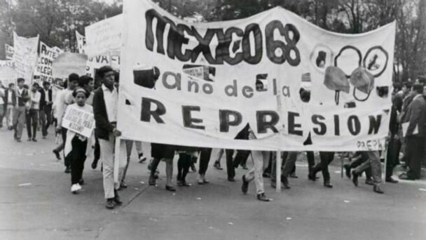 ✒️ Masacre de estudiantes en Tlatelolco