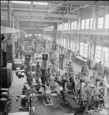 LA FASE DE MODERNIZACIÓN INDUSTRIAL (1945/6 – 1954/5)