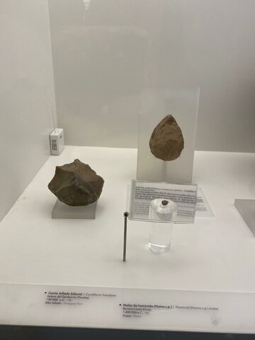 Canto tallado bifacial